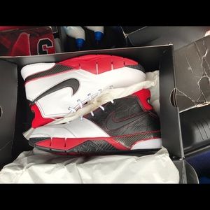 Nike Kobe basketball shoes